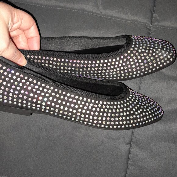 New No Boundaries Sparkle Flats - Picture 5 of 5